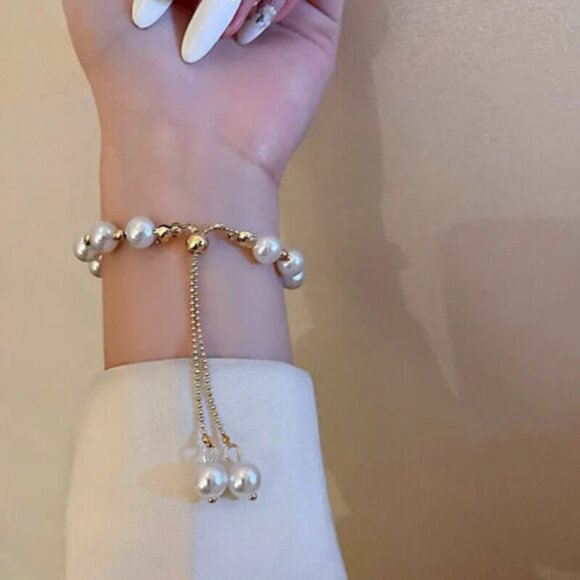Lariat style white round pearl bracelet adjustable string 14k yellow gold plated - Picture 5 of 5
